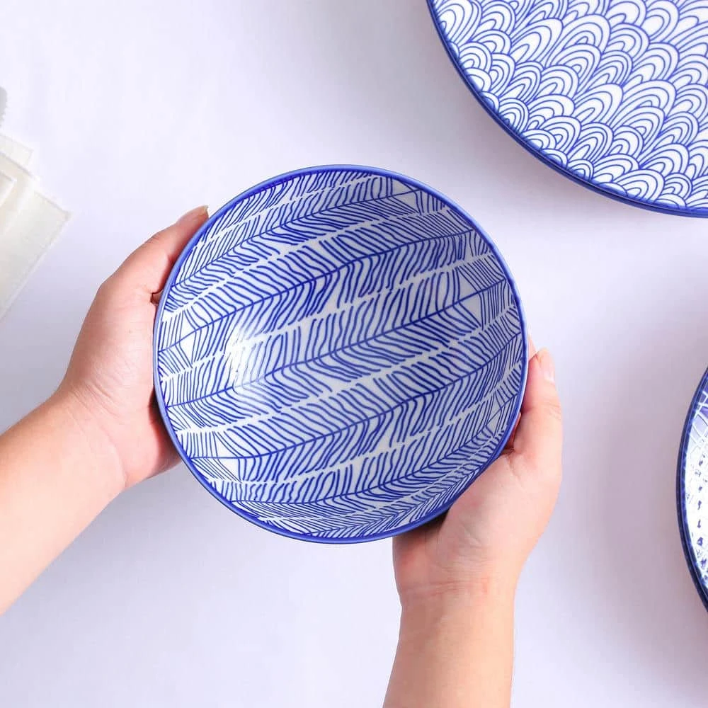 TAKAKI 14.2 Fl. Oz. Blue Patterned Porcelain Dinner Plates Set For Pasta Salad Dessert (Set Of 4) 6 TAKAKI 14.2 Fl. Oz. Blue Patterned Porcelain Dinner Plates Set For Pasta Salad Dessert (Set Of 4) - Image 4