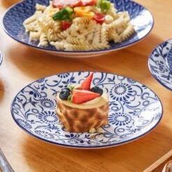 16-Piece Blue Porcelain Dinnerware Set Service For 4 Dinner Set With Dinner Plates Dessert Plates Cereal Bowls And Mugs 22 16-Piece Blue Porcelain Dinnerware Set Service For 4 Dinner Set With Dinner Plates Dessert Plates Cereal Bowls And Mugs -Vancasso Shop blue vancasso dinnerware sets vc selene 16b 1d 1000