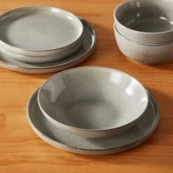 16-Piece Brown Stoneware Dinnerware Set Service For 4 Bowls And Plates Set Dinner, Dessert Plates Pasta And Cereal Bowls -Vancasso Shop brown vancasso dinnerware sets vc anya bn 16 66 1000