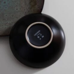 16-Piece Brown Stoneware Dinnerware Set Service For 4 Tableware Set With Plates Bowls And Mugs 17 16-Piece Brown Stoneware Dinnerware Set Service For 4 Tableware Set With Plates Bowls And Mugs -Vancasso Shop brown vancasso dinnerware sets vc bubble bn sl 66 1000