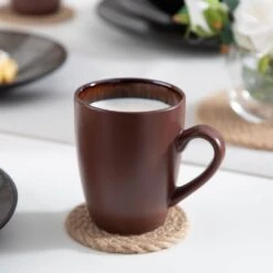 16-Piece Brown Stoneware Dinnerware Set Service For 4 Tableware Set With Plates Bowls And Mugs 22 16-Piece Brown Stoneware Dinnerware Set Service For 4 Tableware Set With Plates Bowls And Mugs -Vancasso Shop brown vancasso dinnerware sets vc bubble bn sl fa 1000