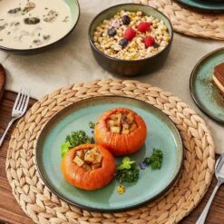 Series Amber 16-Piece Green And Black Stoneware Dinnerware Set Service For 4 Bowls And Plates Dining Set Tableware -Vancasso Shop green and black vancasso dinnerware sets vc amber g 16 40 1000