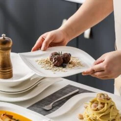 30-Piece Ivory White Porcelain Dinnerware Set Service For 6-Tableware Set With Plates Coffee Cups And Saucers 13 30-Piece Ivory White Porcelain Dinnerware Set Service For 6-Tableware Set With Plates Coffee Cups And Saucers -Vancasso Shop ivory white vancasso dinnerware sets elvira 30 1f 1000