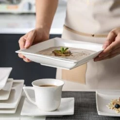 Carina 30-Piece Casual Ivory White Porcelain Dinnerware Set (Service For 6) -Vancasso Shop white vancasso dinnerware sets carina 30 44 1000